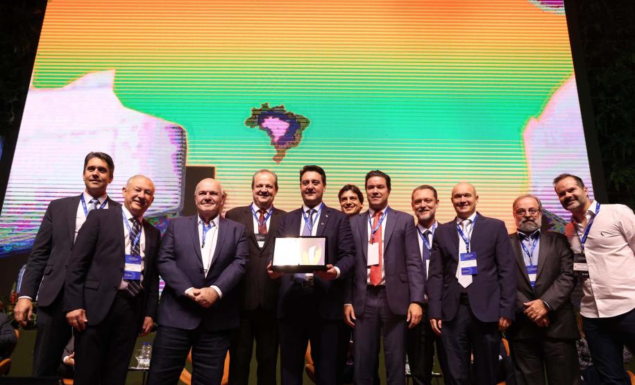 Com Projetek das universidades estaduais, Paraná ganha Prêmio Excelência em Competitividade