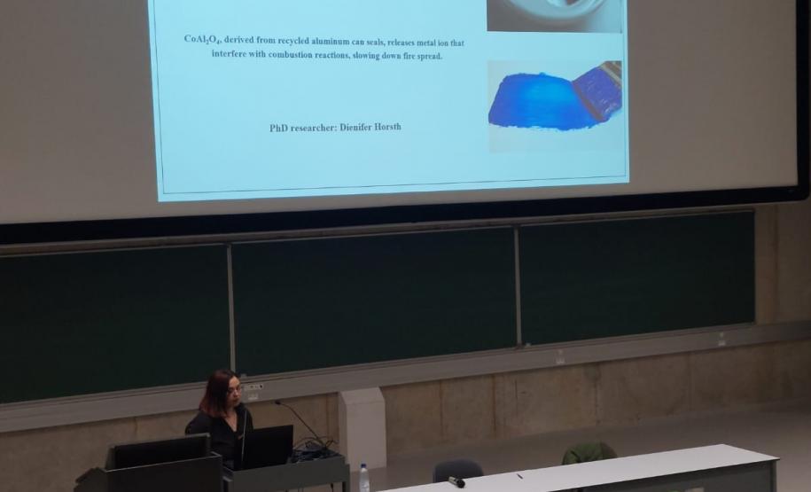 Pesquisadora da Unicentro inova com transformação de resíduo de alumínio como base em tratamento de água e pigmento para indústria