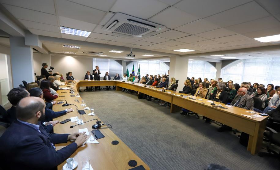 O governador Carlos Massa Ratinho Junior participa nesta terca-feira (17) da Inauguração da nova sede do CEE-PR (Conselho Estadual de Educação do Paraná)