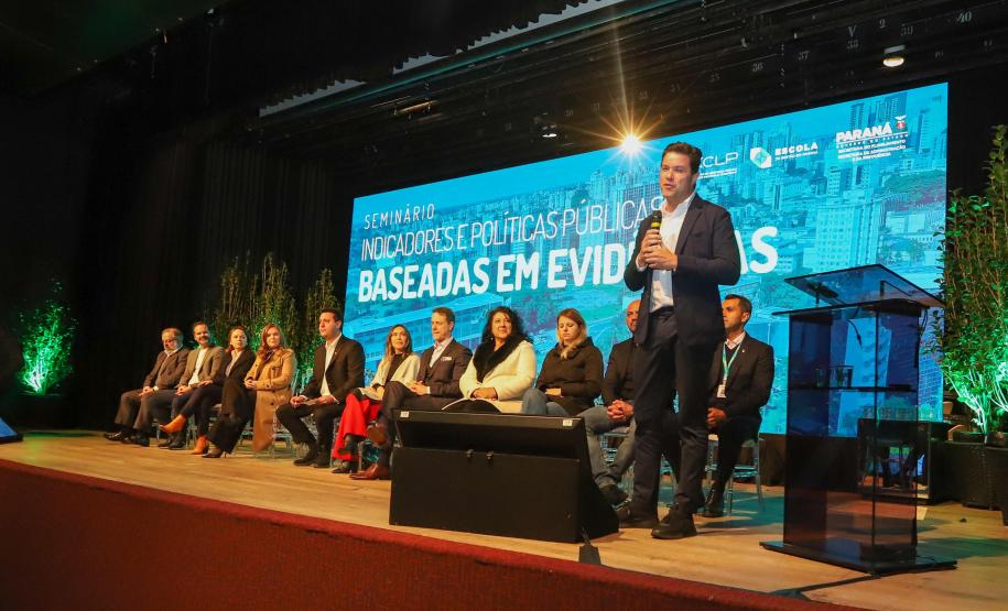 O governador Carlos Massa Ratinho Junior participa nesta quarta-feira (18) do seminário sobre os Indicadores e Políticas Públicas Baseadas em Evidências, no auditorio do Museu Oscar Niemeyer