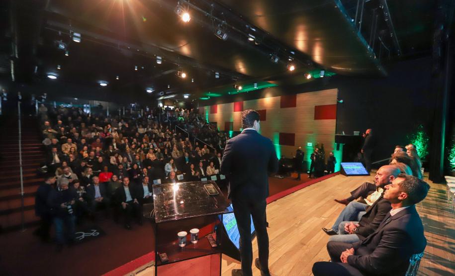 O governador Carlos Massa Ratinho Junior participa nesta quarta-feira (18) do seminário sobre os Indicadores e Políticas Públicas Baseadas em Evidências, no auditorio do Museu Oscar Niemeyer