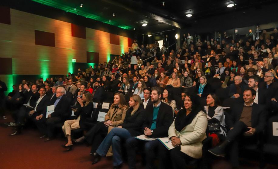O governador Carlos Massa Ratinho Junior participa nesta quarta-feira (18) do seminário sobre os Indicadores e Políticas Públicas Baseadas em Evidências, no auditorio do Museu Oscar Niemeyer