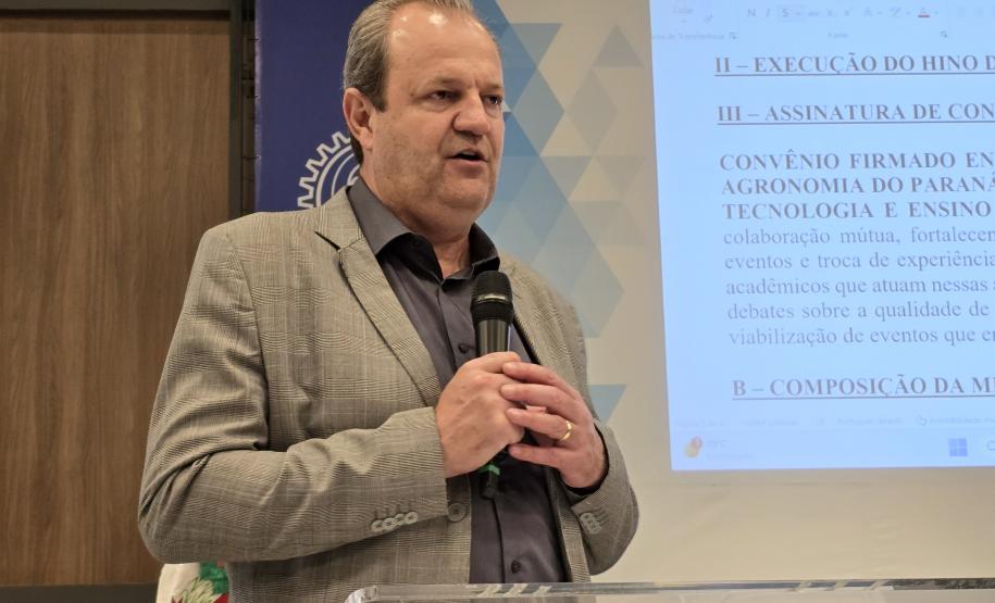 Governo renova parceria com o Crea-PR para formação profissional e acadêmica