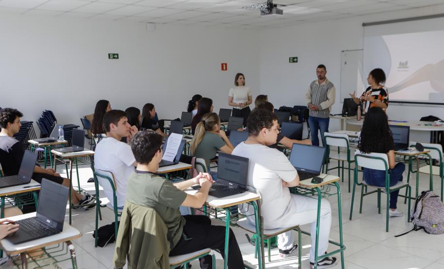 Alunos do Talento Tech fazem primeira prova presencial nos 50 municípios do projeto