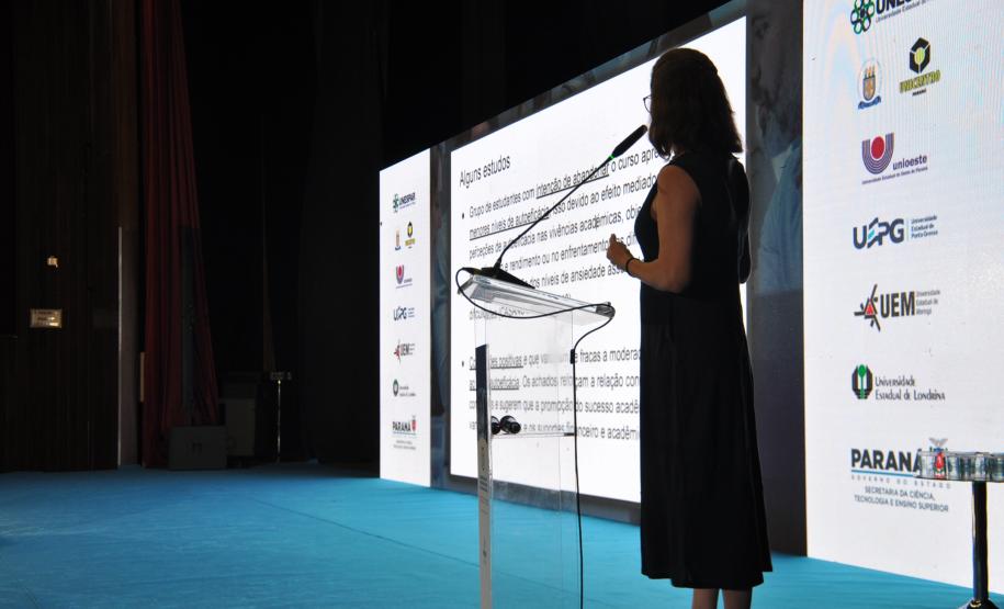 Universidades estaduais buscam oportunidades para o avanço do ensino superior do Paraná