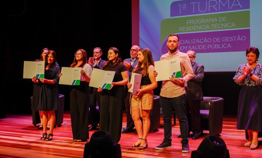 Residentes técnicos do Governo do Estado apresentam propostas em gestão de saúde
