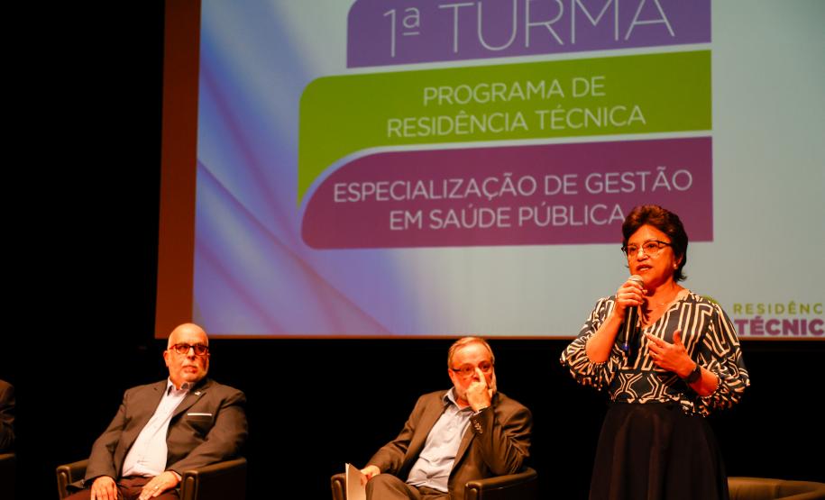 Residentes técnicos do Governo do Estado apresentam propostas em gestão de saúde