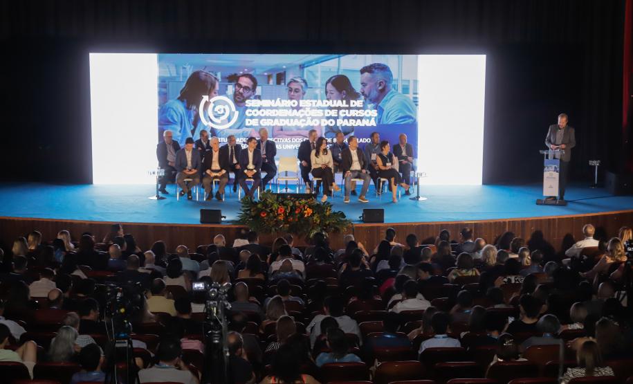 Estado viabiliza com o Google qualificação em IA para alunos das universidades estaduais