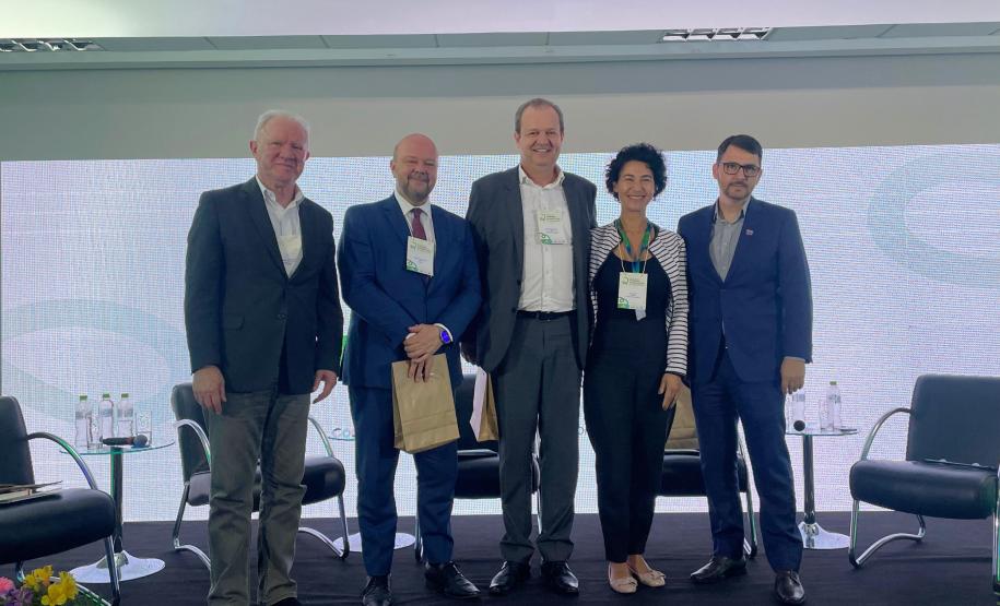 Instituições de ICT e fundações discutem fortalecimento da pesquisa e inovação no Paraná