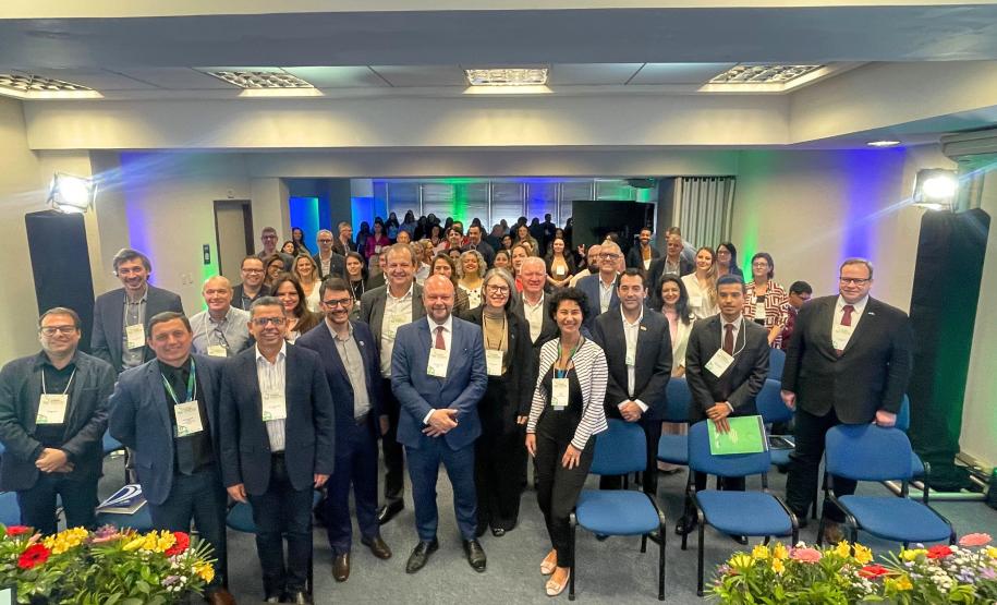 Instituições de ICT e fundações discutem fortalecimento da pesquisa e inovação no Paraná