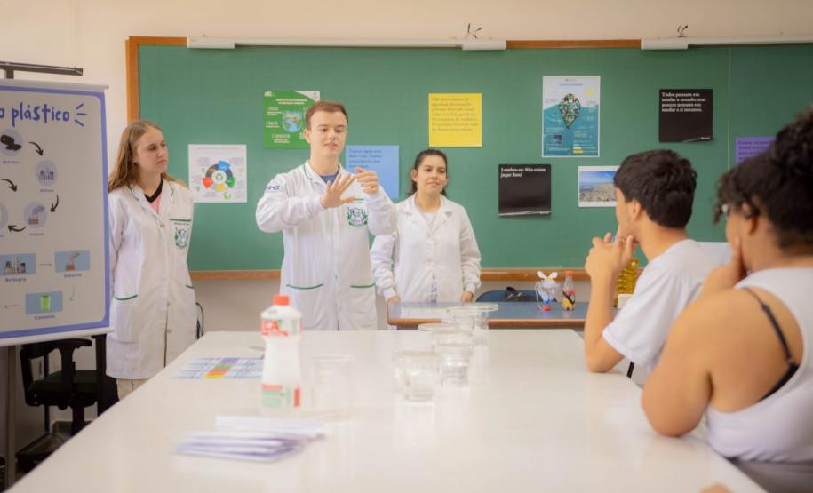 Estado divulga projetos classificados para a 2ª etapa do Universidade Sem Fronteiras