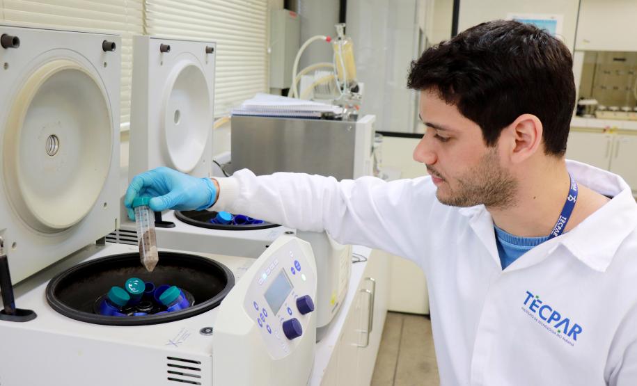 Com ensaios especializados, Tecpar identifica níveis de agrotóxicos em alimentos