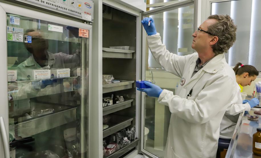 Prestes a superar marca de 2023, Lacen ultrapassa meio milhão de exames em 2024