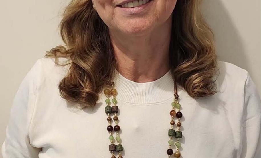 Prótese mamária criada por startup apoiada pelo Estado muda vida de mulheres