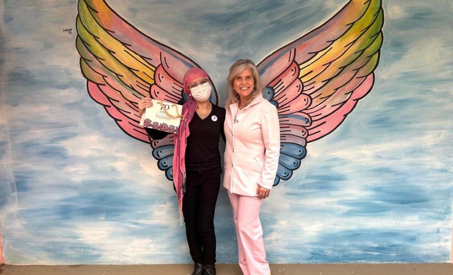 Prótese mamária criada por startup apoiada pelo Estado muda vida de mulheres