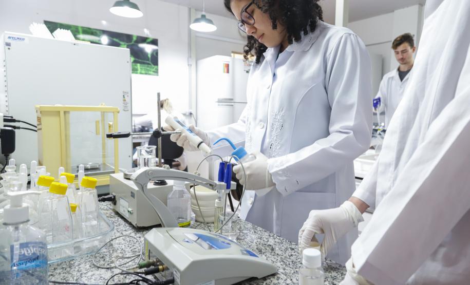 Paraná é o quarto estado com mais estudantes universitários do Brasil, aponta Censo