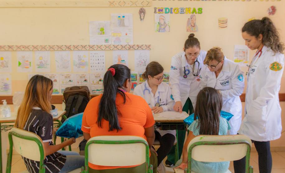 UEPG leva serviços de saúde e atendimentos para aldeia indígena em Ortigueira