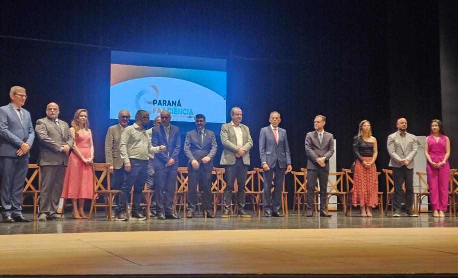 Mobilização de recursos e de iniciativas voltadas ao desenvolvimento da popularização da ciência foi destaque na abertura da Semana Paraná Faz Ciência