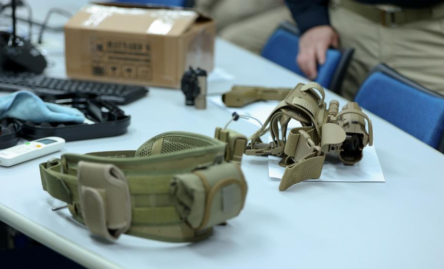 Tecpar desenvolve teste de segurança de coldre para licitação da PRF