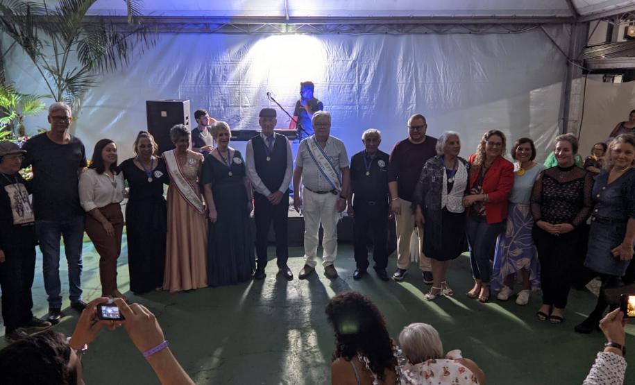 Unespar sedia encontro de programas de extensão voltados para pessoas idosas