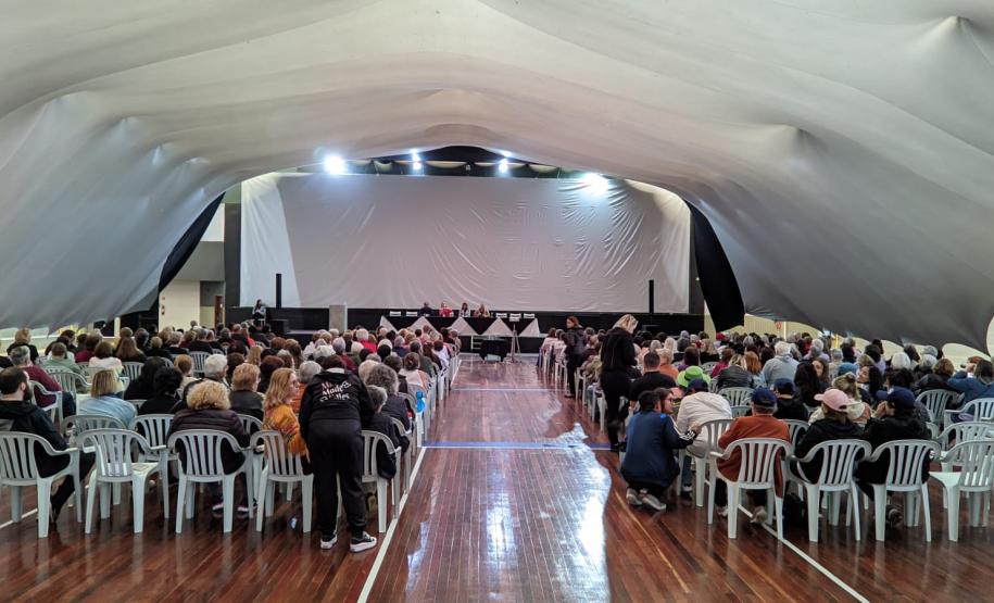 Unespar sedia encontro de programas de extensão voltados para pessoas idosas