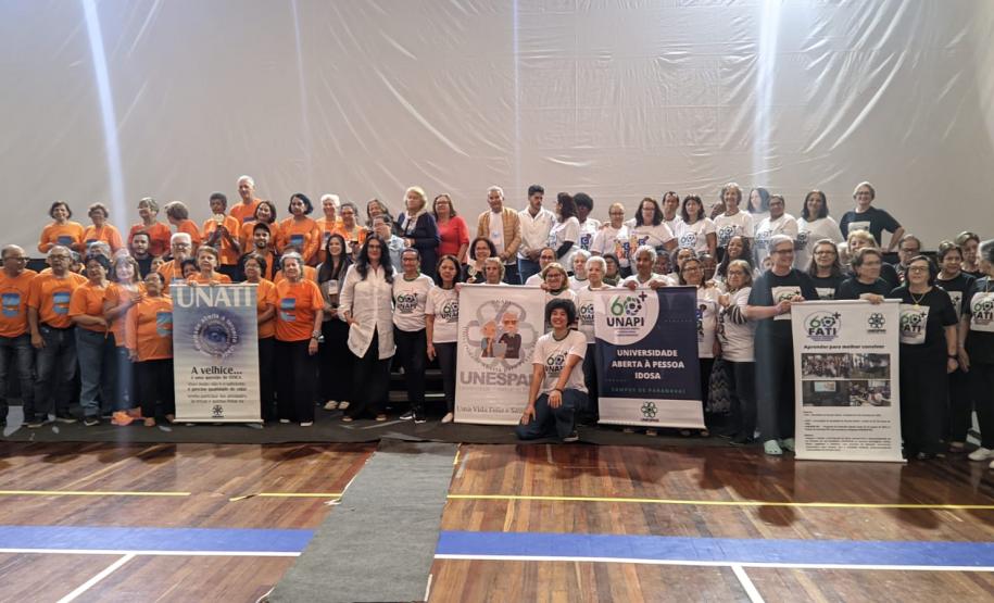 Unespar sedia encontro de programas de extensão voltados para pessoas idosas