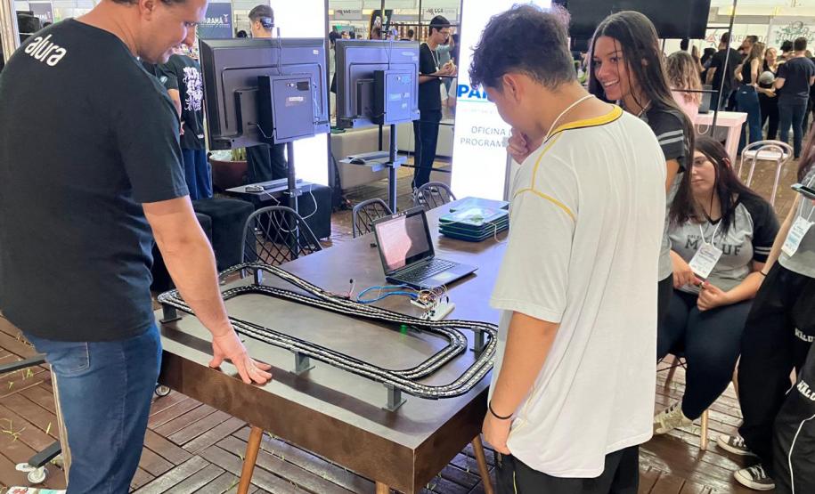 Governo mobiliza conhecimento, inovação e serviços em evento de ciência e tecnologia