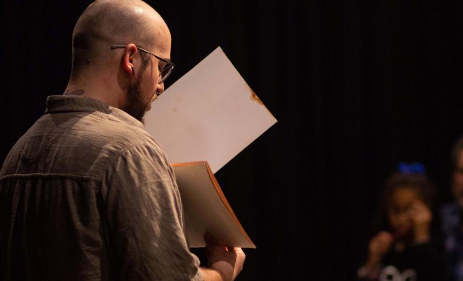 MAC-PR promove oficina sobre criação de pigmentos naturais com plantas nativas