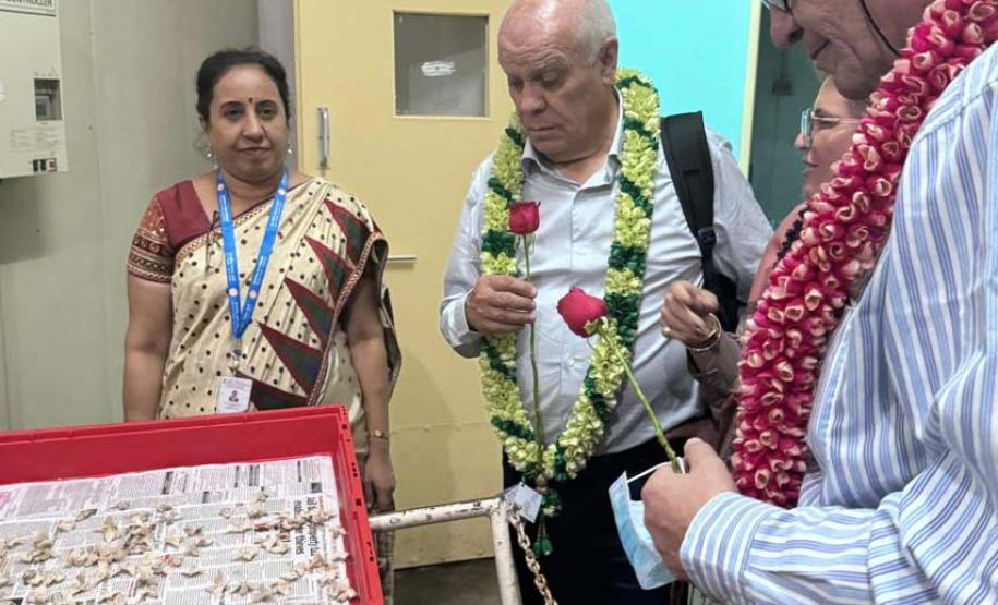 Paraná firma parceria com associação indiana para desenvolvimento da sericultura