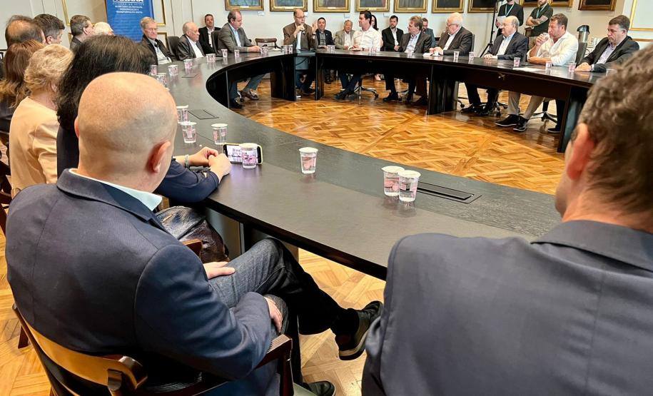 Estado reúne entidades para discutir governança do Sistema Paranaense de Inovação