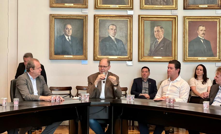 Estado reúne entidades para discutir governança do Sistema Paranaense de Inovação