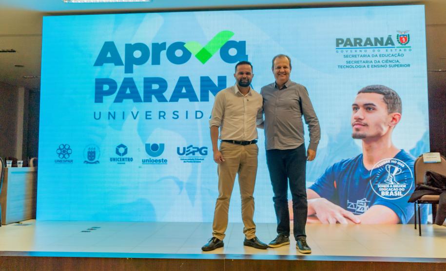 Governo lança Aprova Paraná Universidades para ampliar acesso ao Ensino Superior