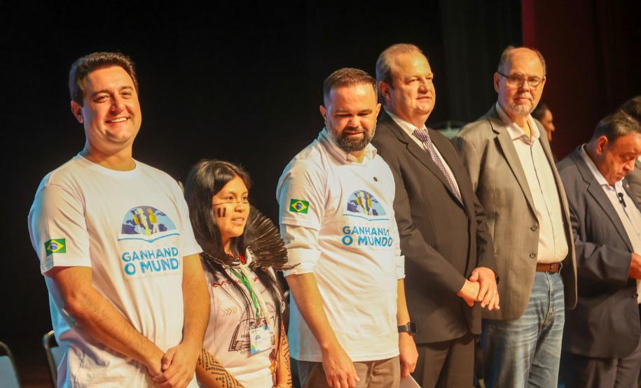 Ganhando o Mundo: 1,3 mil alunos passam pela preparação final antes do intercâmbio