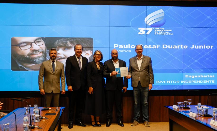 Avanço científico: Governo do Paraná premia projetos que conectam academia e sociedade