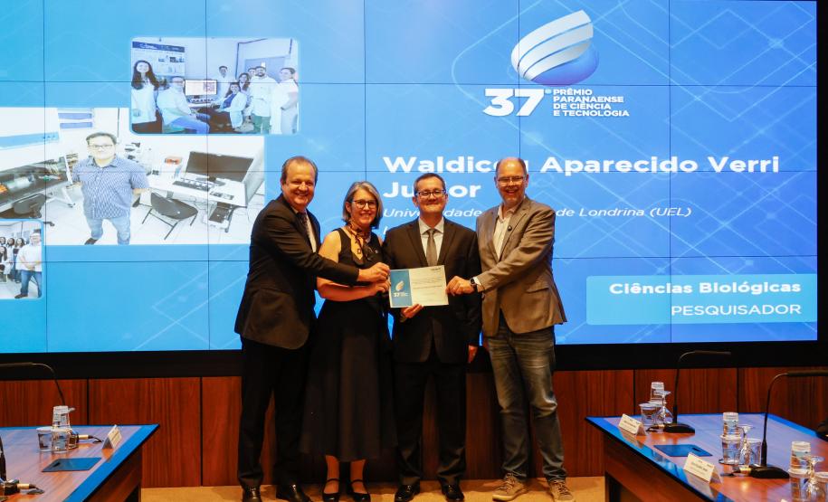Avanço científico: Governo do Paraná premia projetos que conectam academia e sociedade