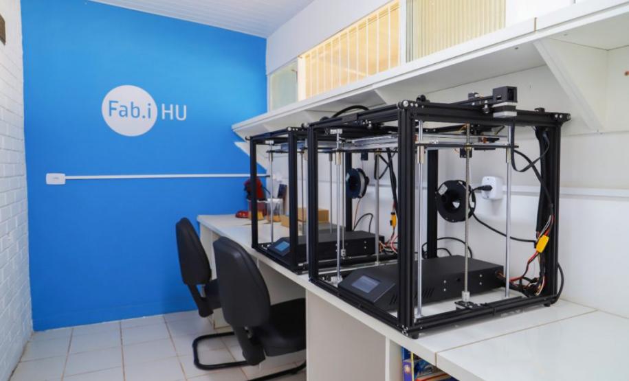 Estado anuncia R$ 10,8 milhões para infraestrutura de tecnologia na UEL e Hospital Universitário