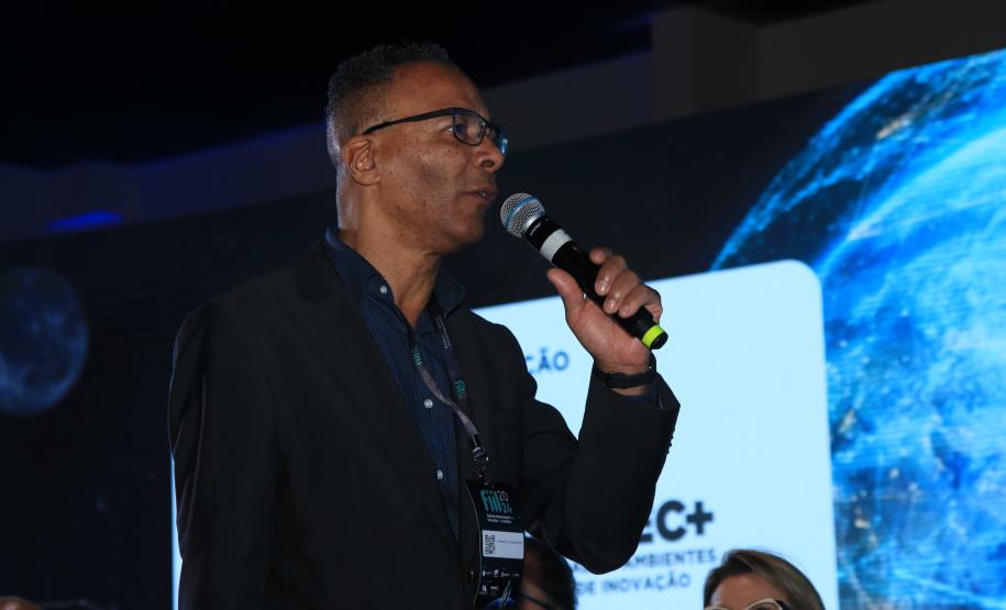 Paraná lança editais para capacitar empreendedores e expandir conectividade em ambientes de inovação