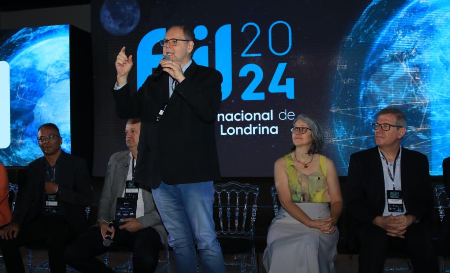 Paraná lança editais para capacitar empreendedores e expandir conectividade em ambientes de inovação