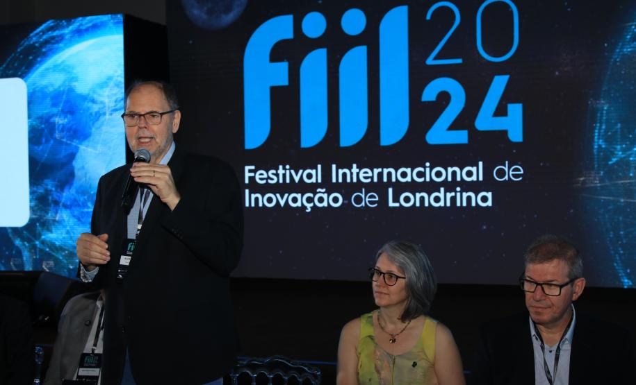Paraná lança editais para capacitar empreendedores e expandir conectividade em ambientes de inovação