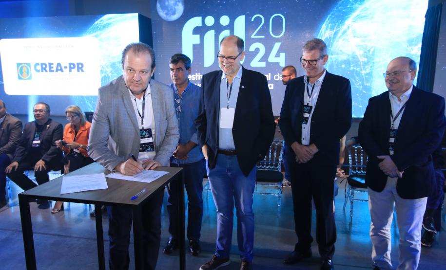 Paraná lança editais para capacitar empreendedores e expandir conectividade em ambientes de inovação