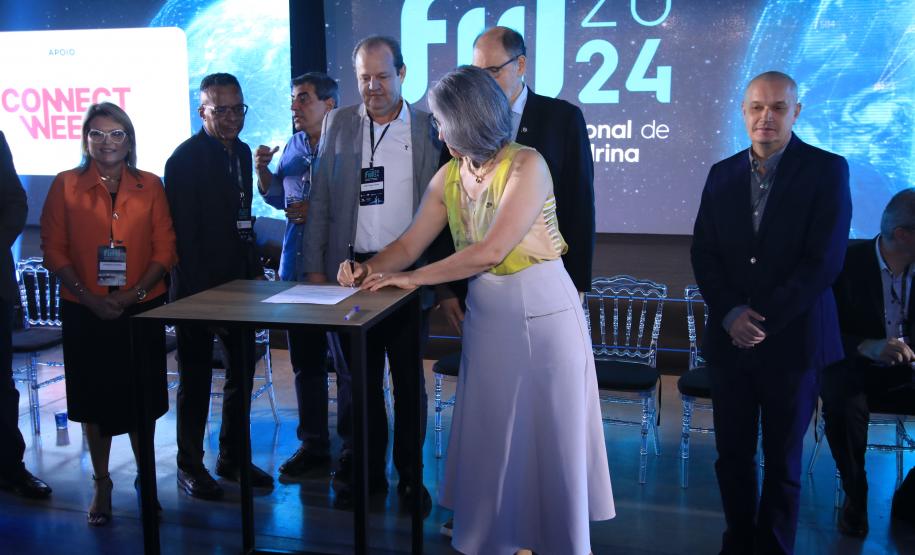 Paraná lança editais para capacitar empreendedores e expandir conectividade em ambientes de inovação