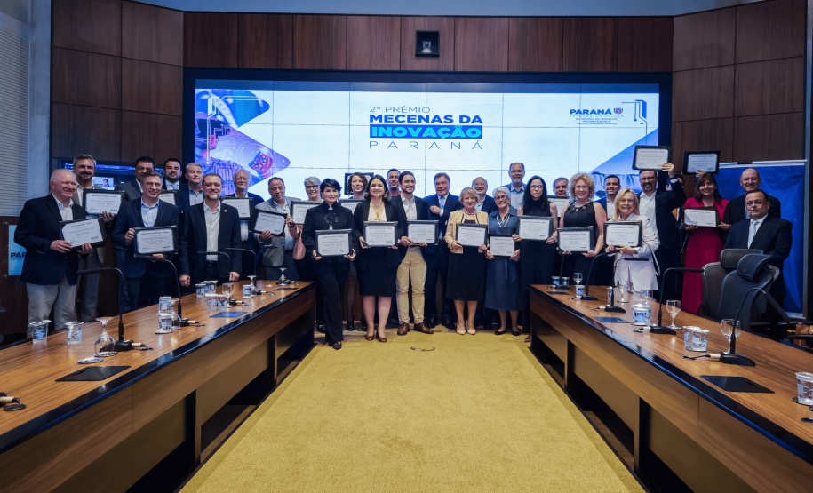 Prêmio Mecenas da Inovação homenageia 16 pessoas de destaque na área no Paraná