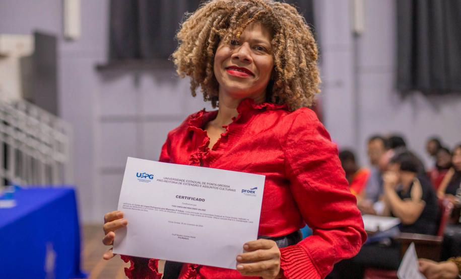 UEPG forma mais uma turma de imigrantes no curso de Língua Portuguesa