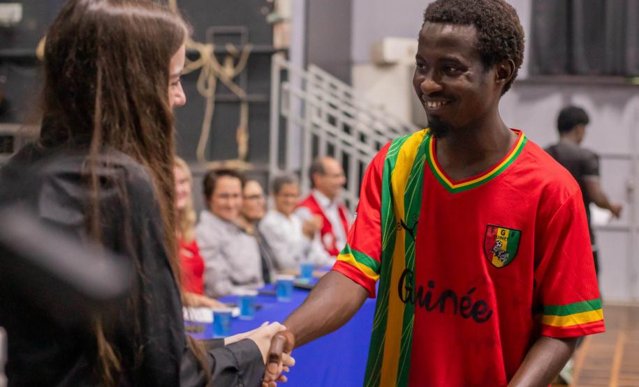 UEPG forma mais uma turma de imigrantes no curso de Língua Portuguesa