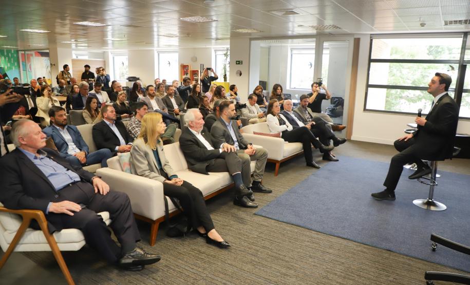 Ratinho Junior destaca conquistas da educação em evento da Gazeta do Povo