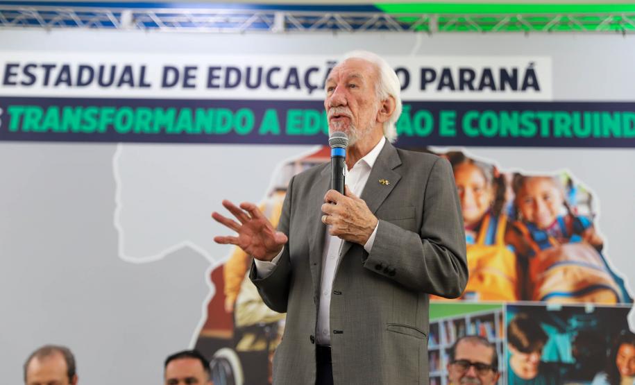 Conselho Estadual de Educação homenageia melhores instituições de ensino do Paraná