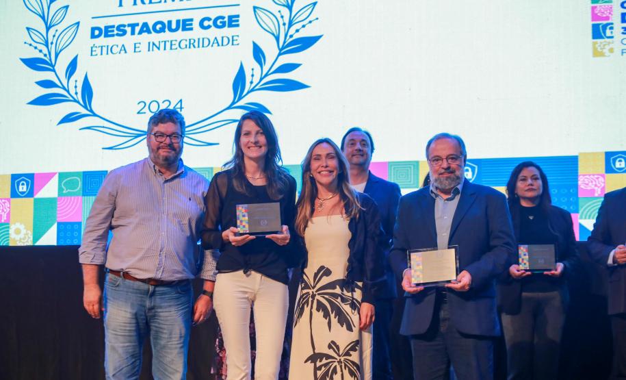 CGE divulga melhores agentes de 2024 e vencedores de concurso de redação