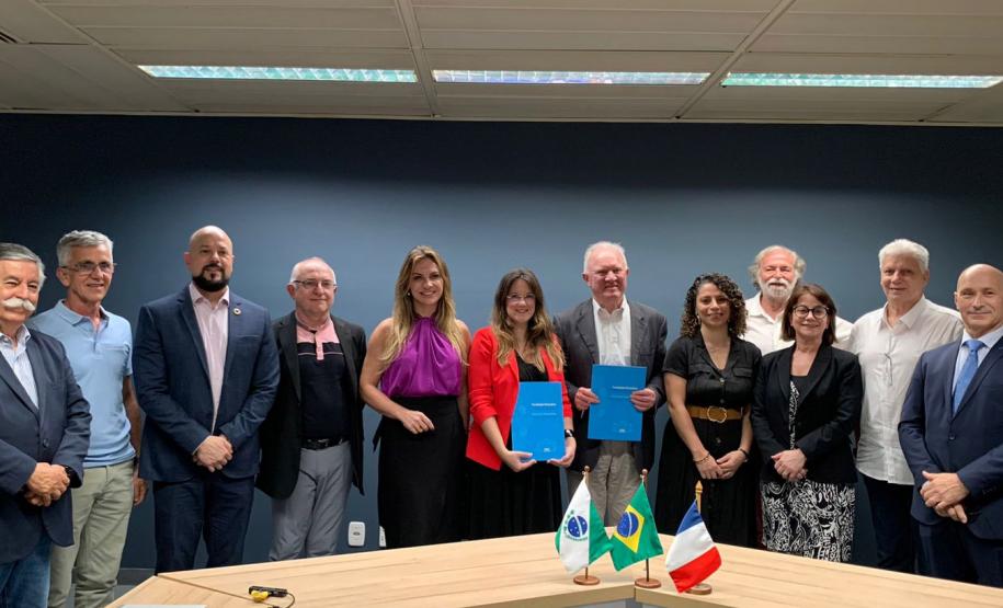 Ganhando o Mundo: Fundação Araucária firma acordo com Universidade de Compiègne