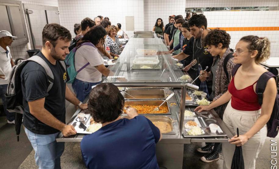 Governo envia projeto de lei para subsidiar alimentação de universitários do Estado