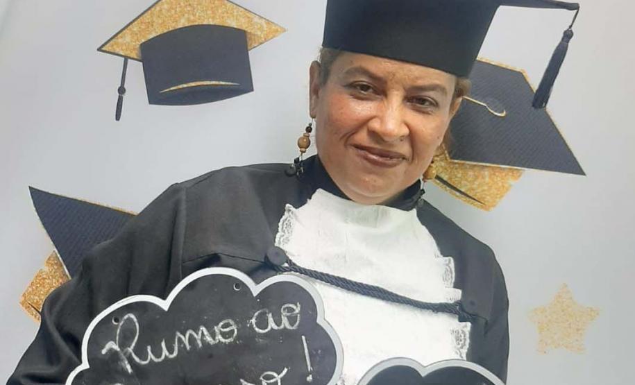 Do CEEBJA para a Academia: veteranos de Londrina comemoram vaga universitária